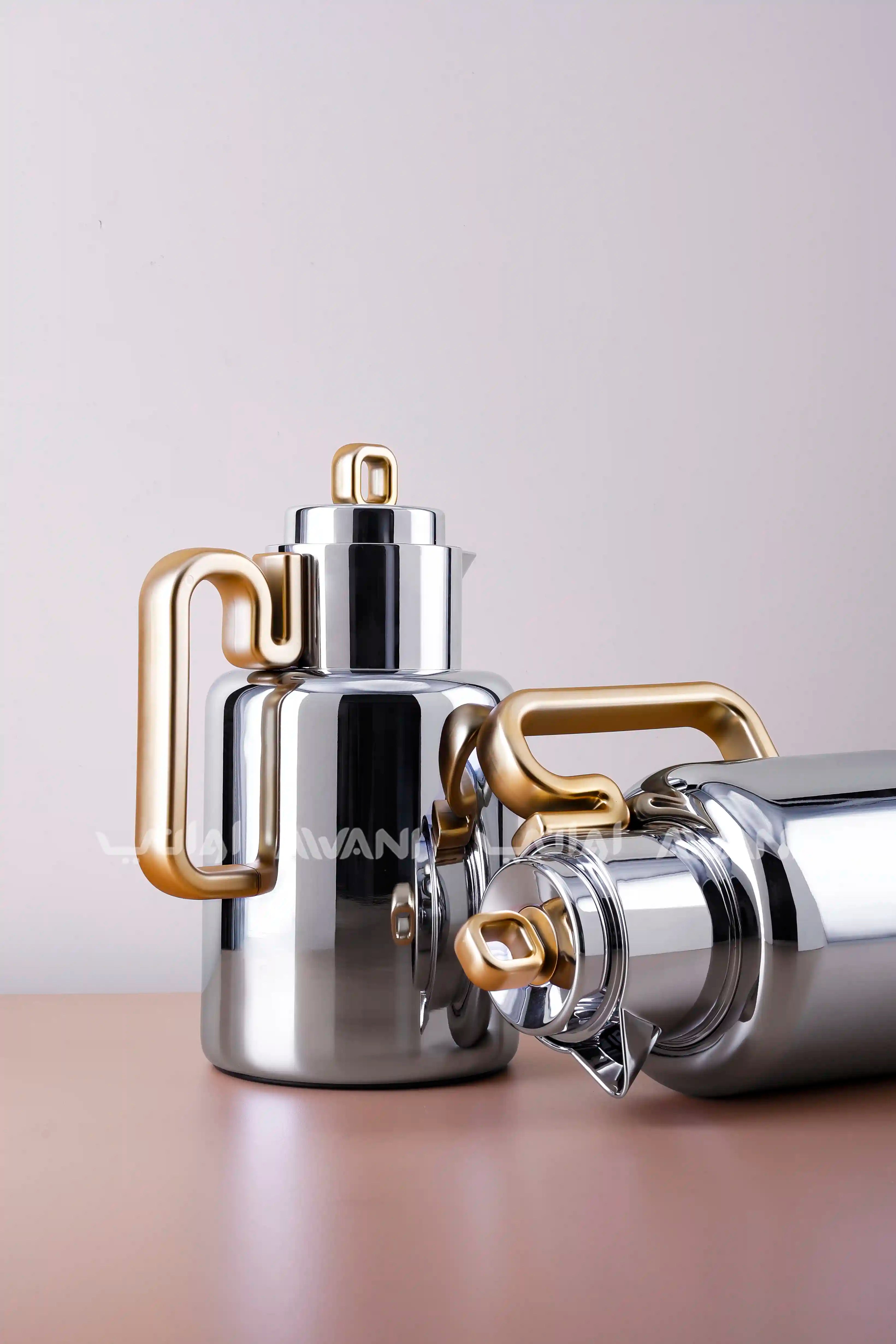 Luxury Modern | Matte Gold Handle Flask Silver