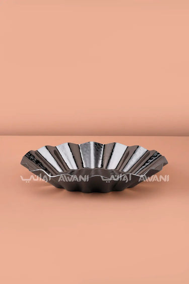Fluted Serving Bowl / Decorative Centerpiece Plate - Black Silver