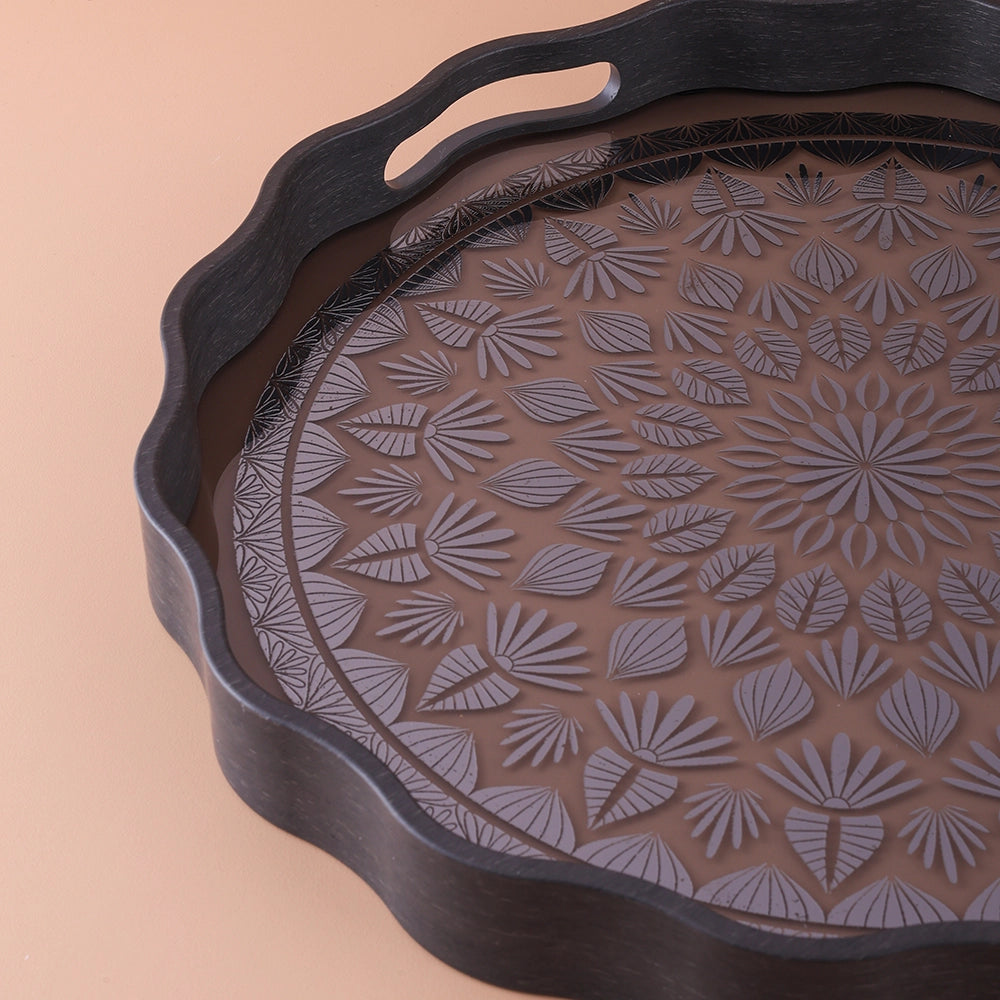 Round Flower Pattern Designed Serving Tray Dessert Platter Small And Large