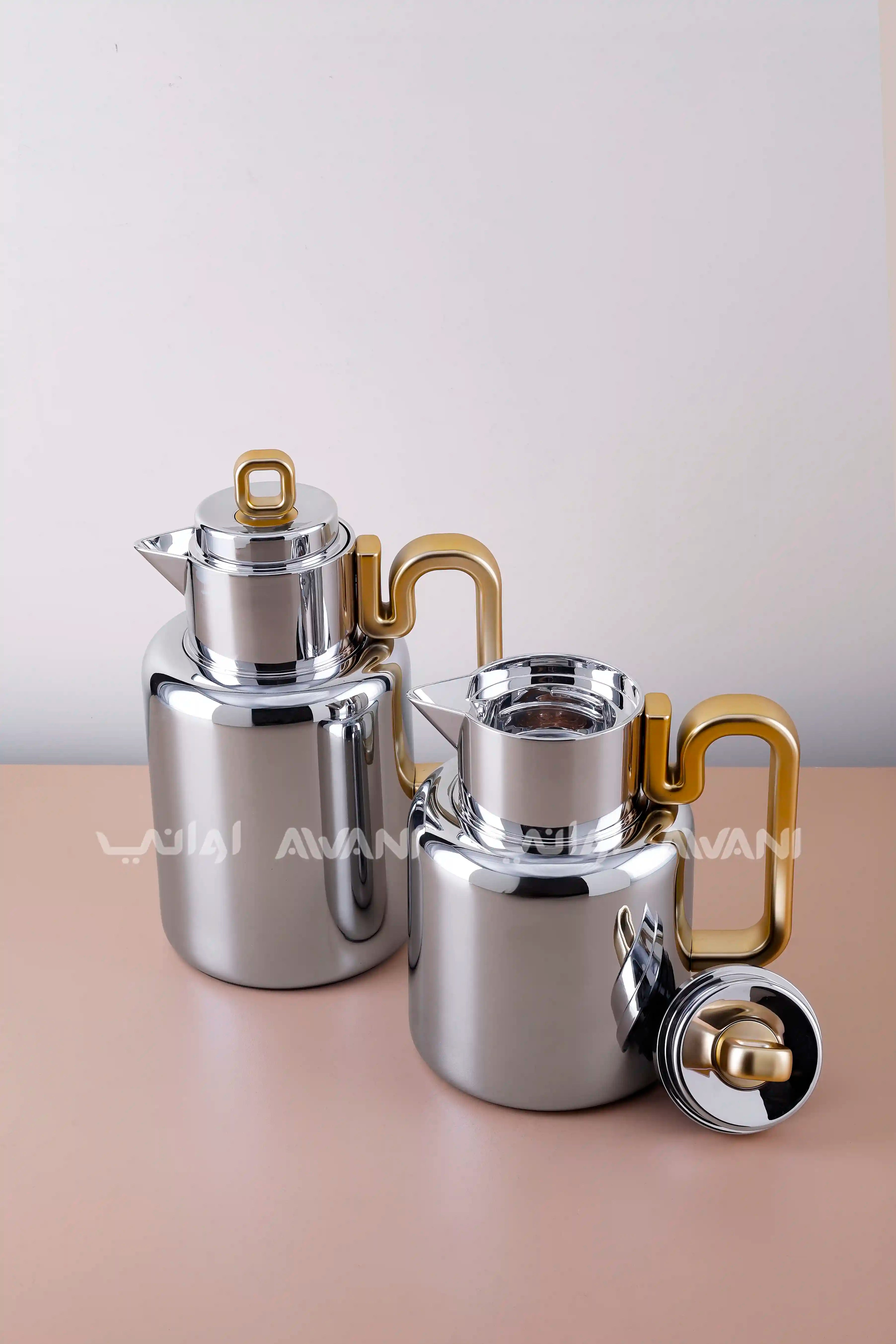 Luxury Modern | Matte Gold Handle Flask Silver