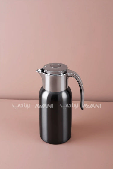 Sleek Modern Flask 1.3L Silver + Black