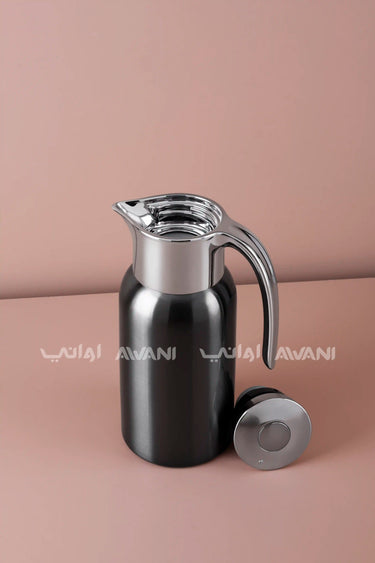 Sleek Modern Flask 1.3L Silver + Black