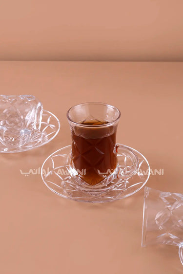 طقم شاي كريستال مقطع 12 قطعة – تصميم ماسي زجاجي شفاف (6 أكواب و 6 صحون)