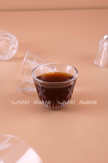 طقم شاي وقهوة عربية زجاجي محفور عليه نقوش زهور من 18 قطعة