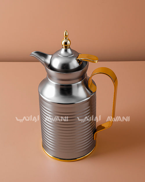 Premium Metal Arabic Coffee Dallah – Classic Design, 0.6 L – Matte Silver with Gold Handle