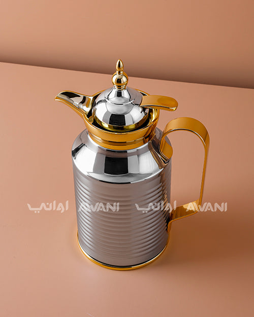 Premium Metal Arabic Coffee Dallah – Classic Design, 0.6 L – Shiny Silver with Gold Handle