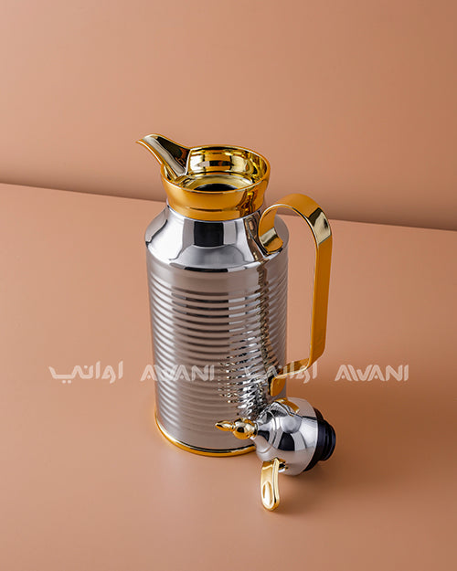 Premium Metal Arabic Coffee Dallah – Classic Design, 0.8 L – Shiny Silver with Gold Handle