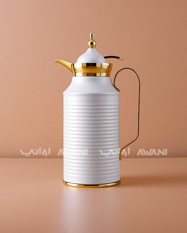 Metal Arabic Coffee Dallah – Classic Design, 0.8L – Matte White with Gold Handle