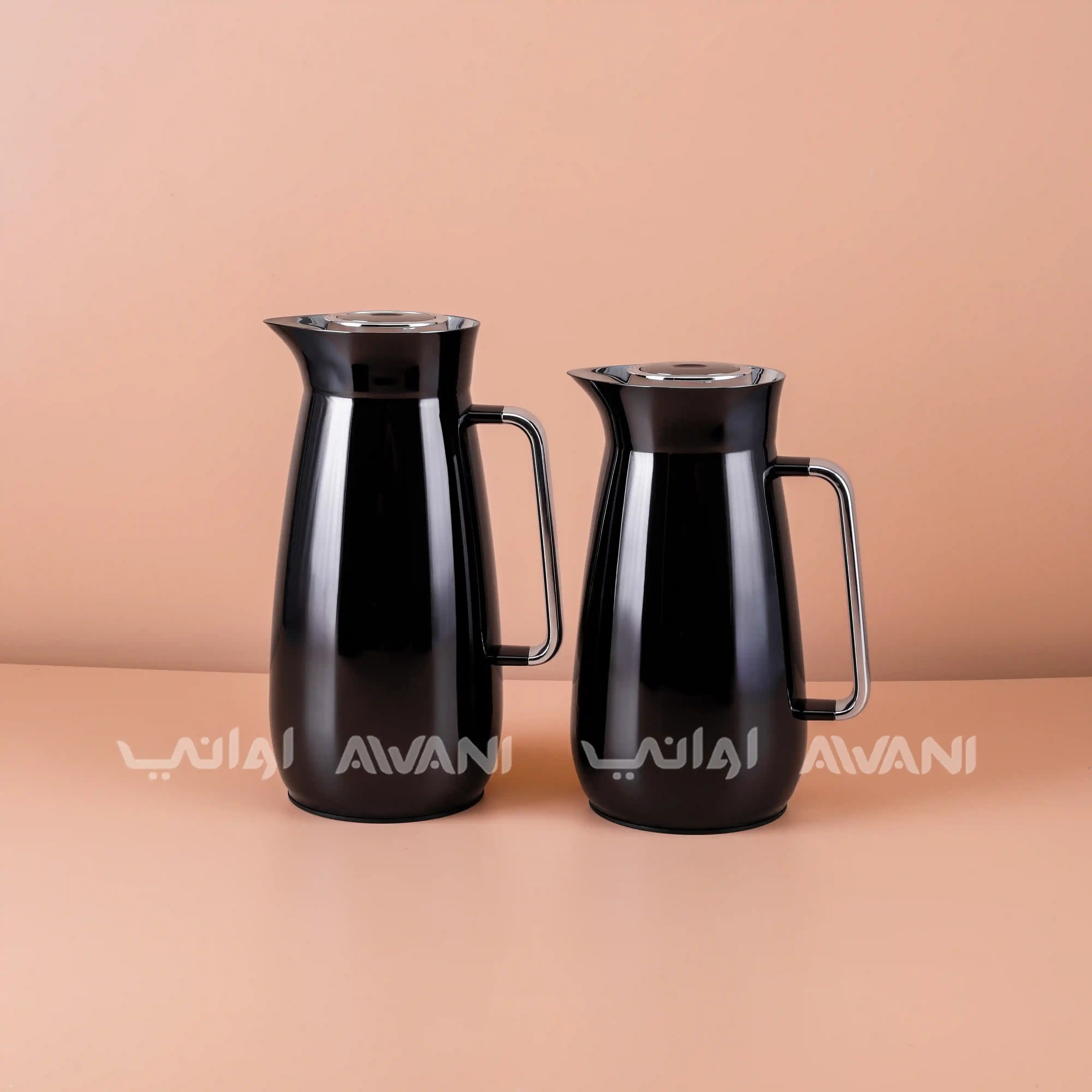 Two black thermos jugs with silver lids on a beige background, featuring the brand 'Avani'.
